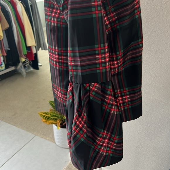 Free Assembly Cute women multi color top with bell sleeves, slit sides. Size S - Picture 8 of 13